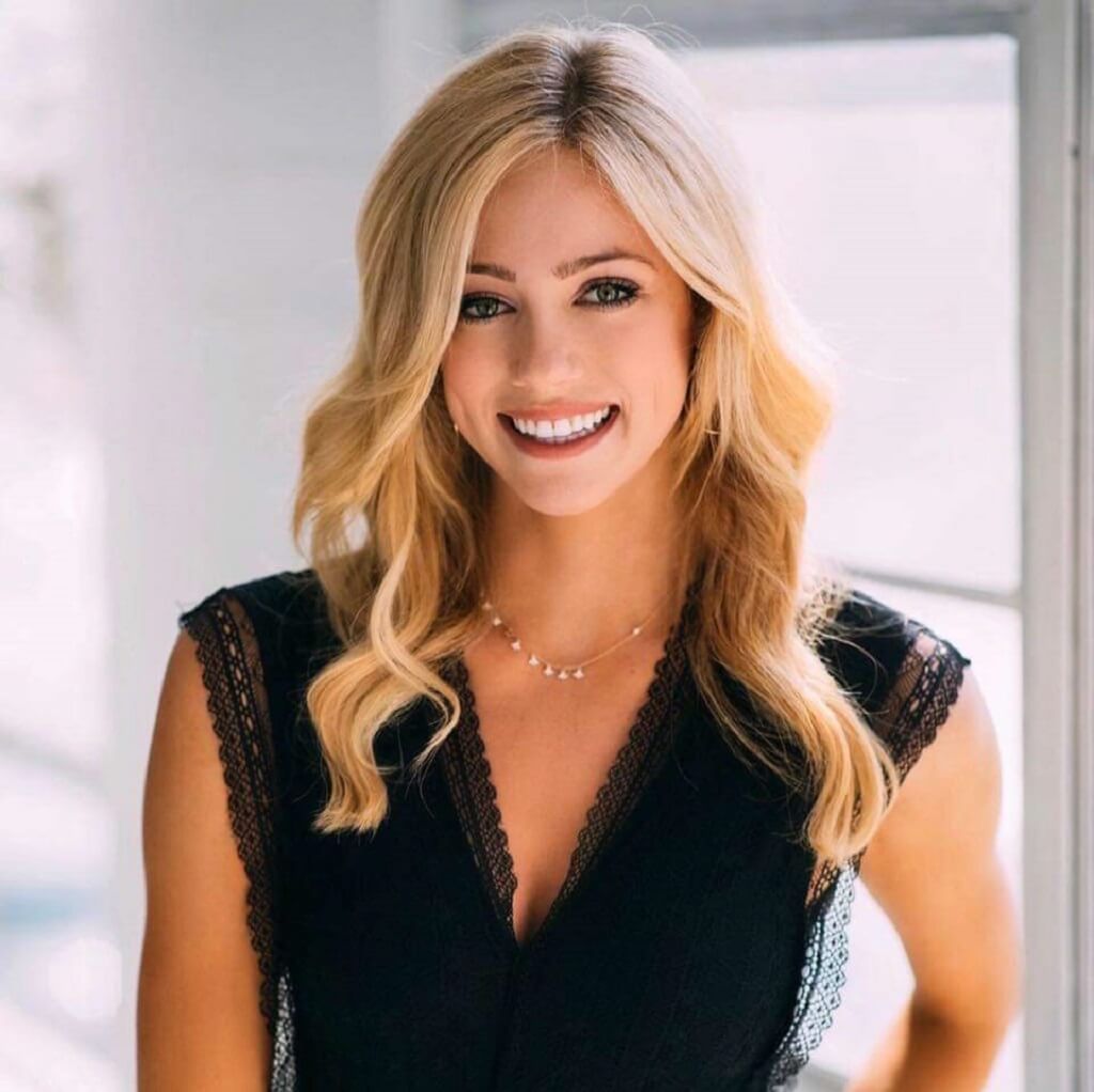 Abby Hornacek Height, Age, Husband, Wiki, Net Worth, Eye Injury