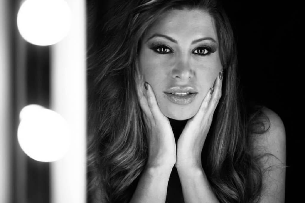 Francia James image