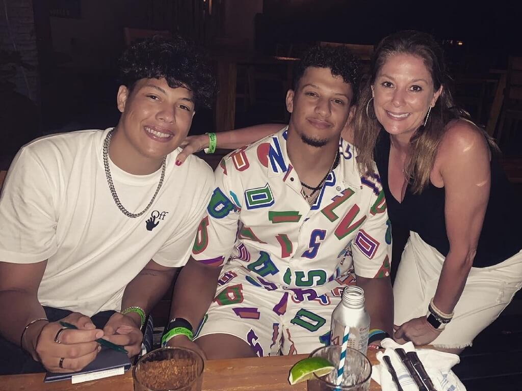 Jackson Mahomes family Image