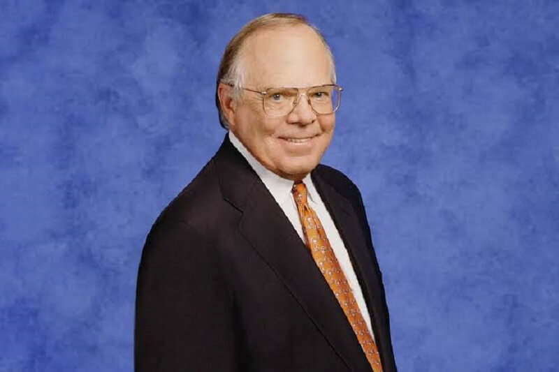 Verne Lundquist image