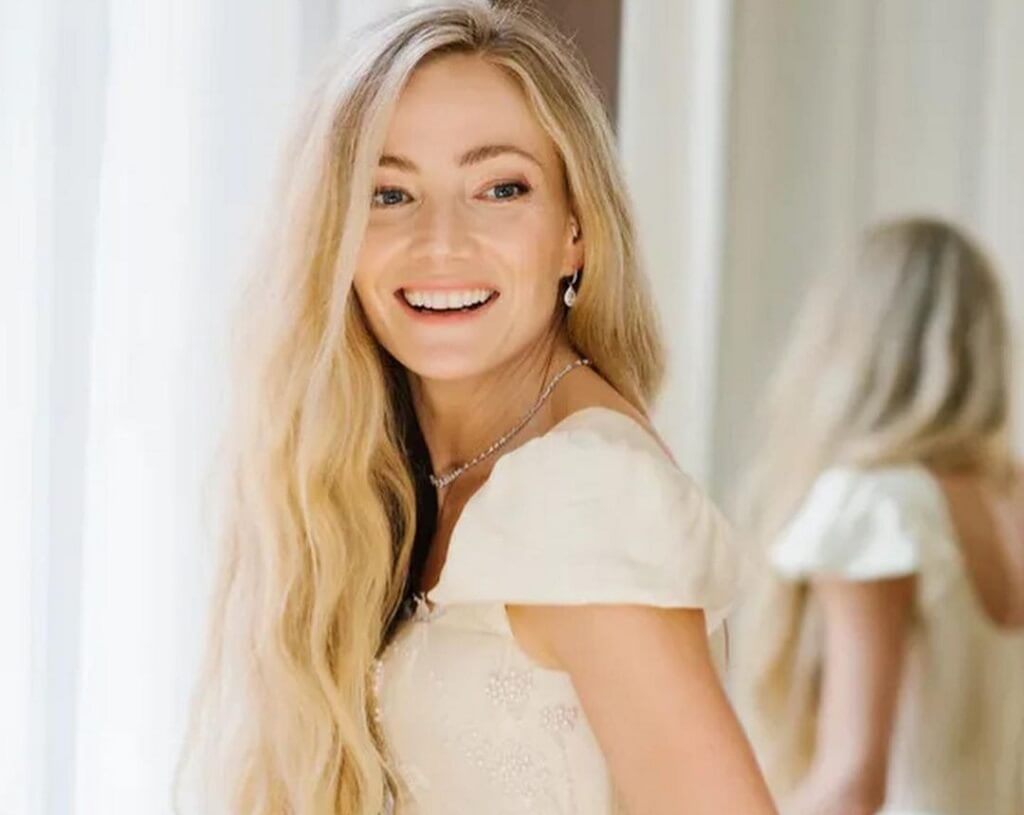 Clara Paget image