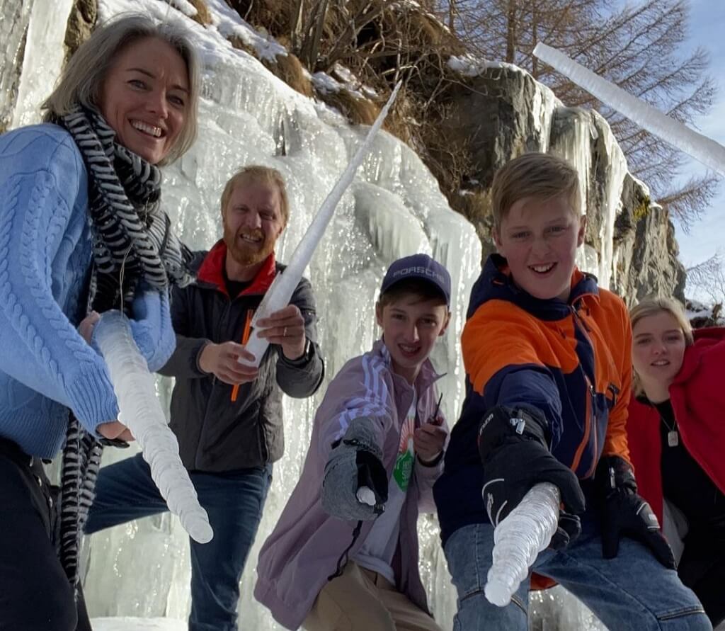 Petra Bagust family image