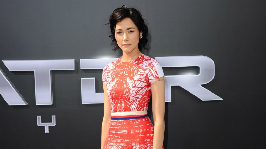 sandrine holt image