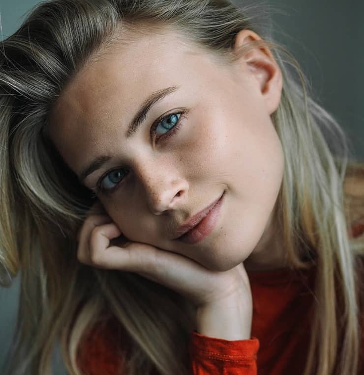 Jeanne Goursaud image