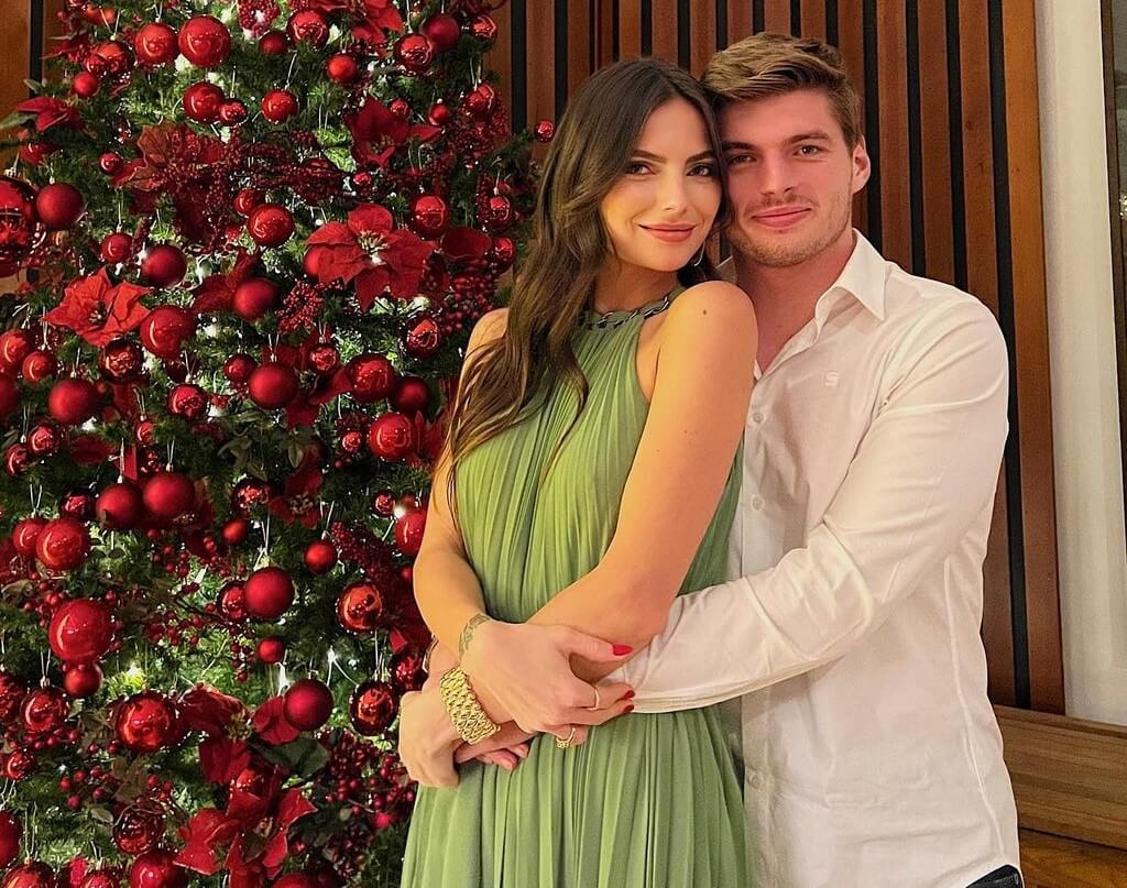 Kelly Piquet image with partner