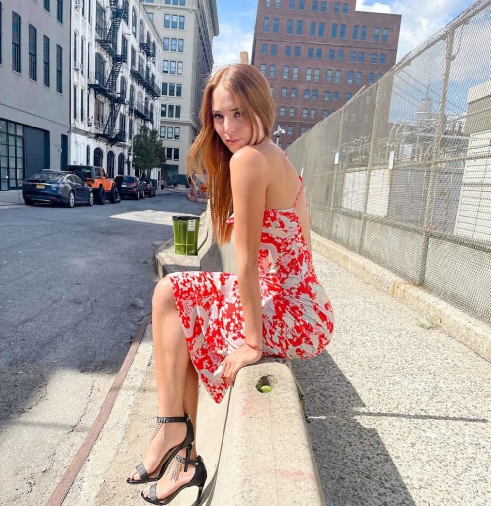 Majo Aguilar stylish pic