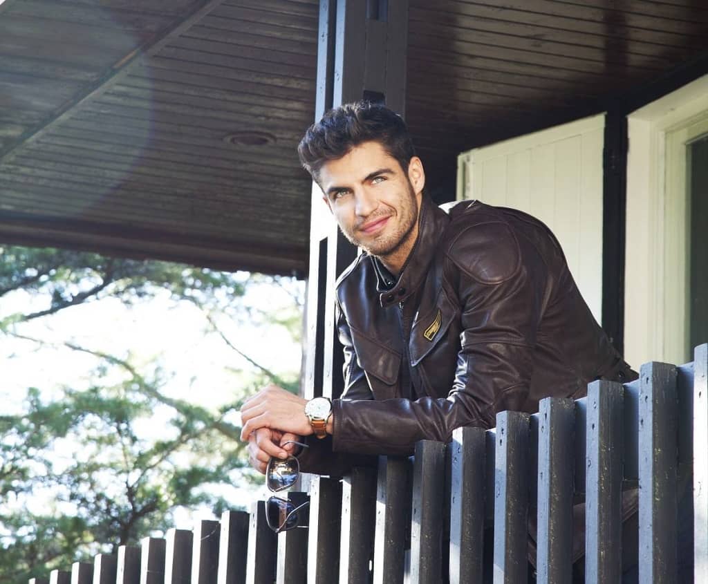 Maxi Iglesias spanish actor