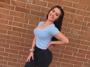 Mckinzie Valdez Biography, Age, Height, Wiki, Partner, TikTok, Net