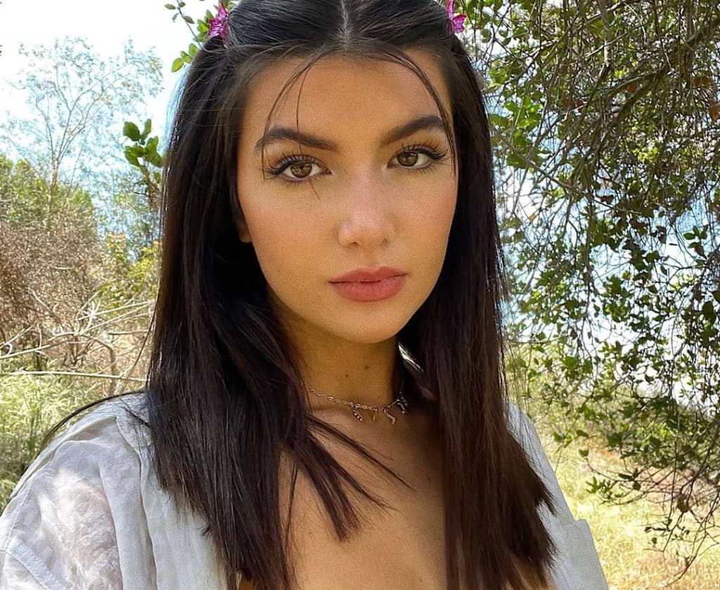 Ellie Zeiler