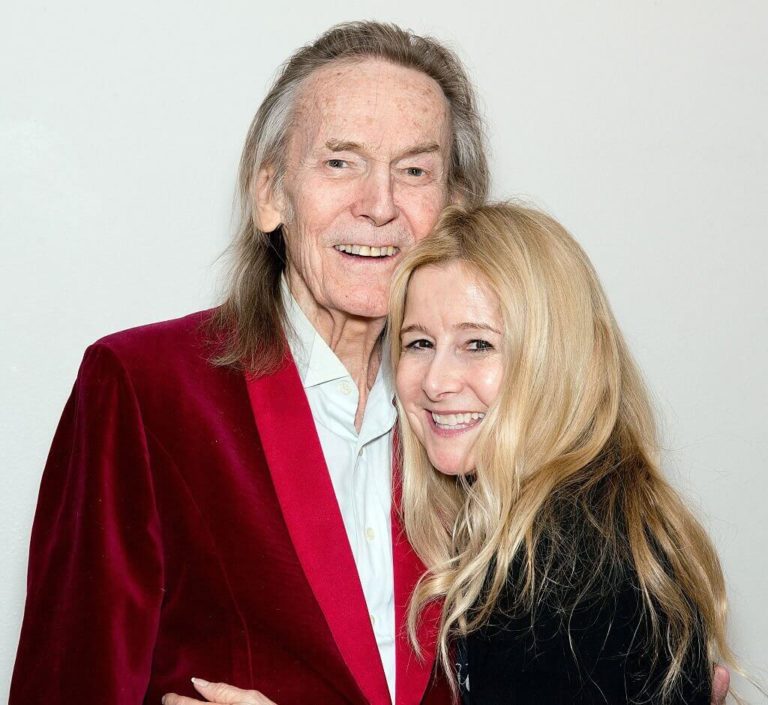 Kim Hasse and Gordon Lightfoot Picture