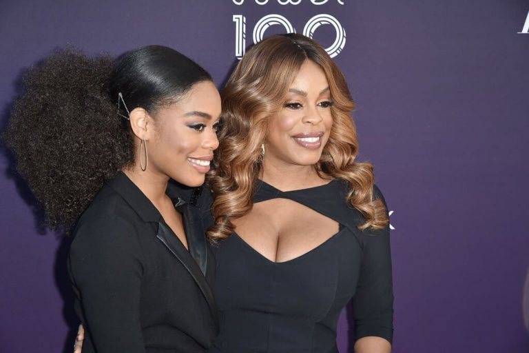 Dia Nash and niecy dash image