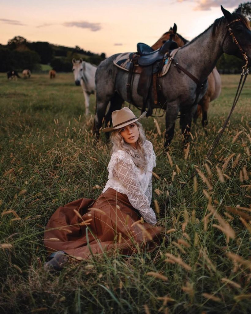 Rose Reid Birthday, Age, Height, Net Worth, Husband