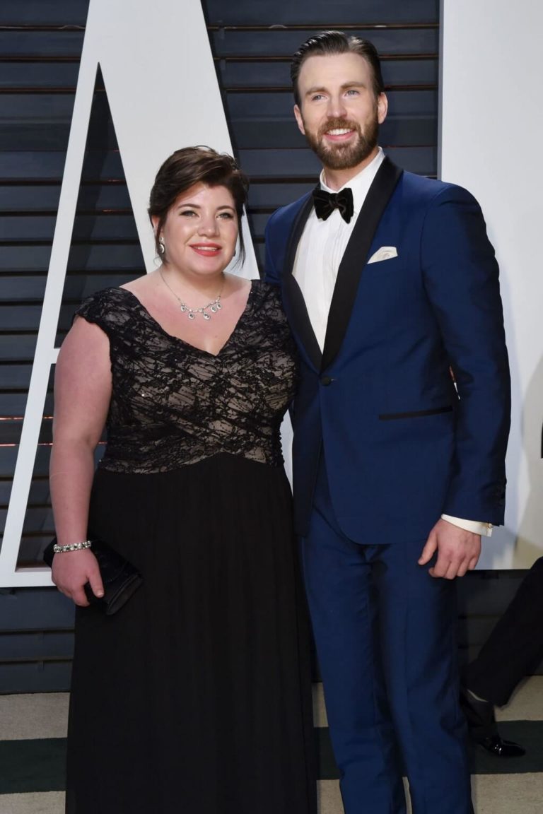 Shanna Evans Biography, Wiki, Age, Brother Chris Evans, Family, Net Worth