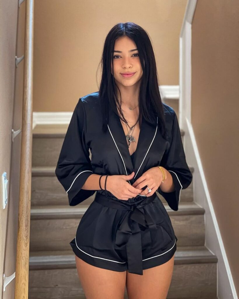 aishah sofey image