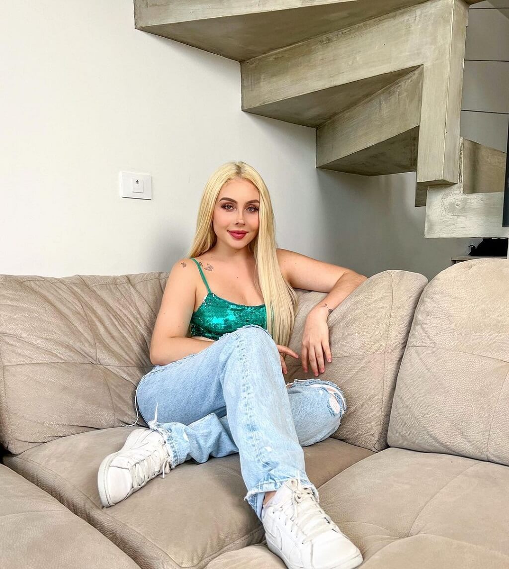 maya nazor images