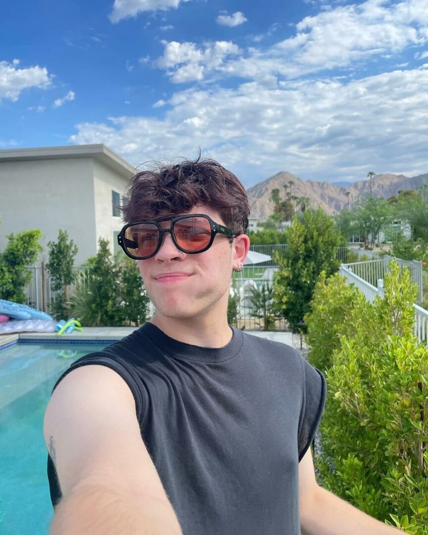 Nicolas Sturniolo Biography, Wiki, Age, Height, Net Worth, Career