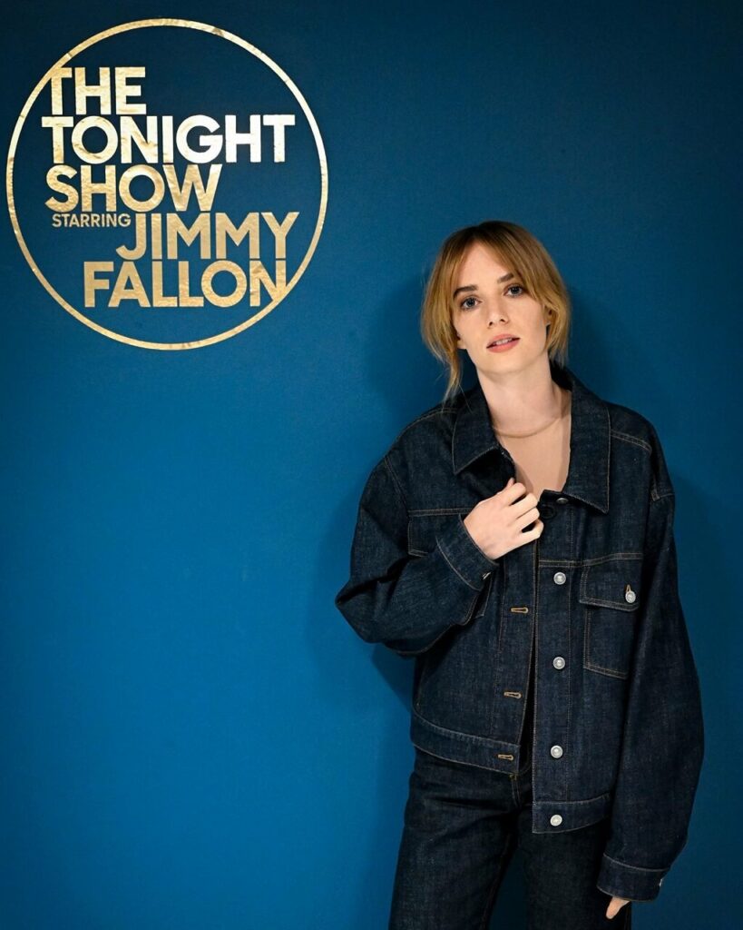 Maya hawke