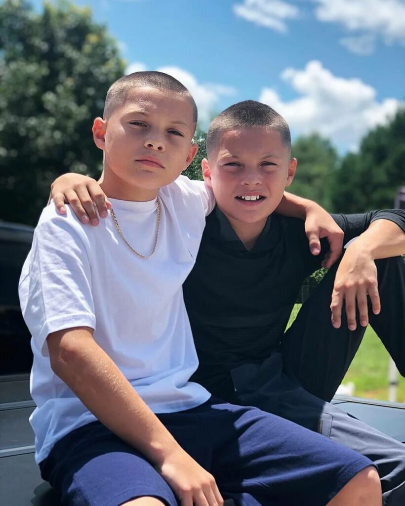 Walton-twins