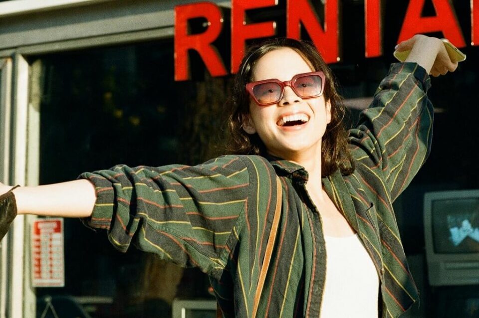 Julia Rehwald Age, Height, Net Worth, Boyfriend, Biography