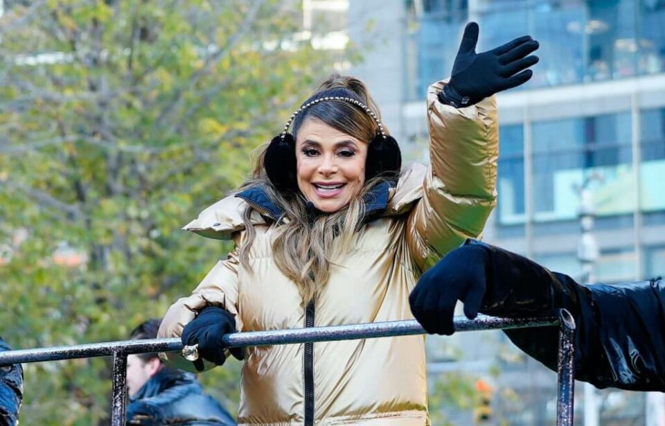 Paula Abdul Biography, Wiki, Age, Height, Net Worth, Family, Career