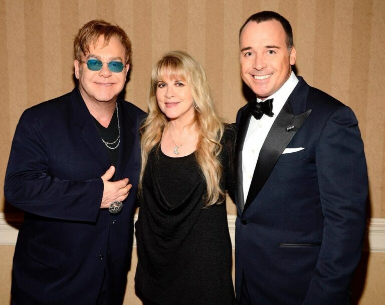 Stevie Nicks Biography, Age, Height, Net Worth, Partner, Career