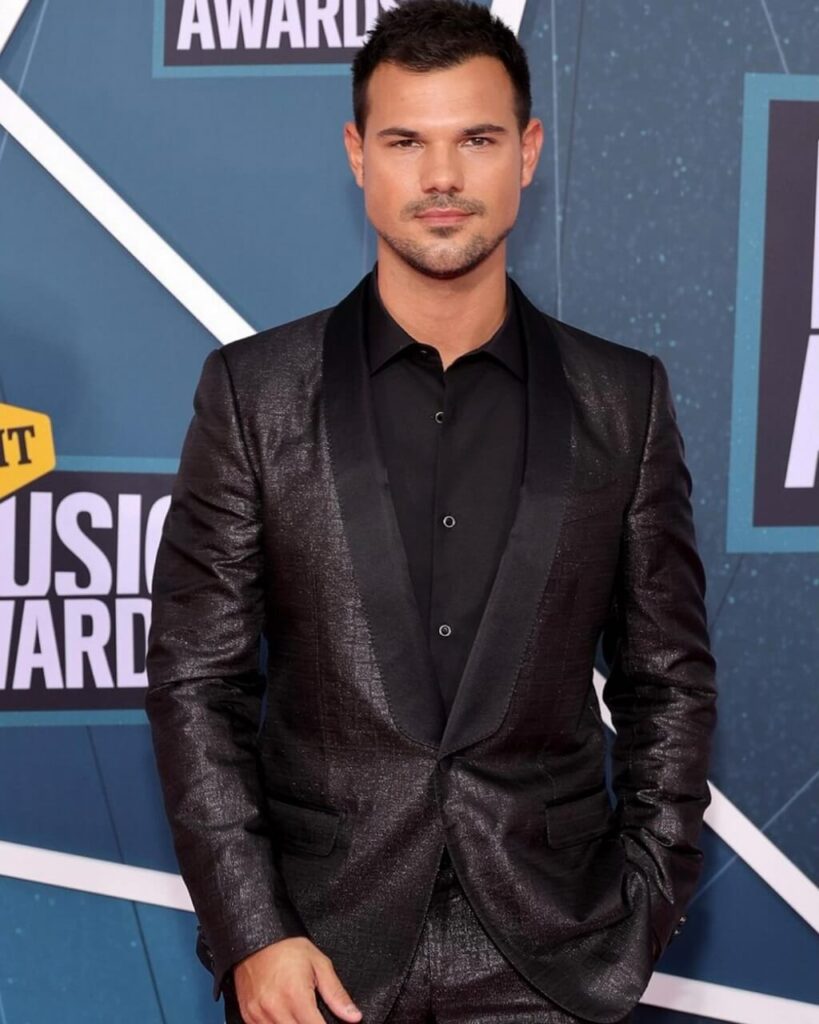 Taylor Lautner-image