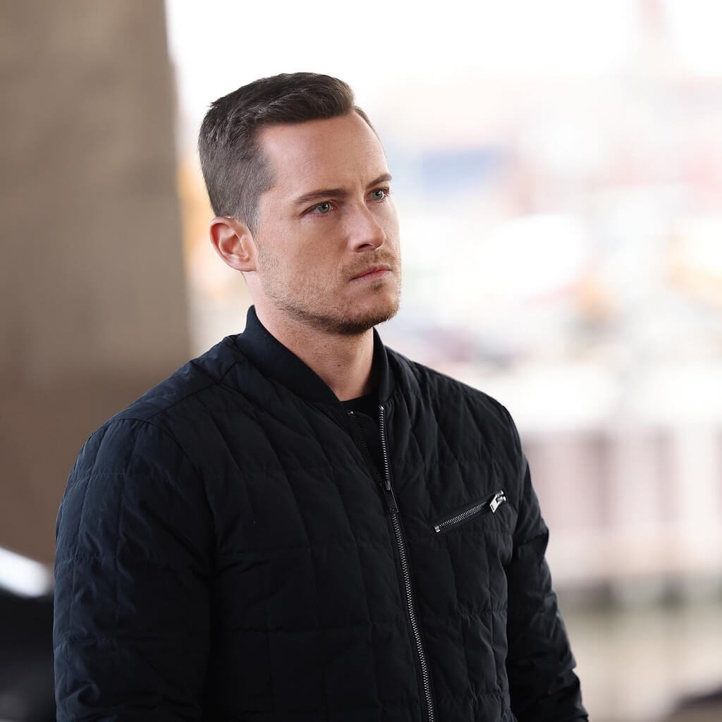 Jesse Lee Soffer Net Worth, Age, Height, Girlfriend, Family