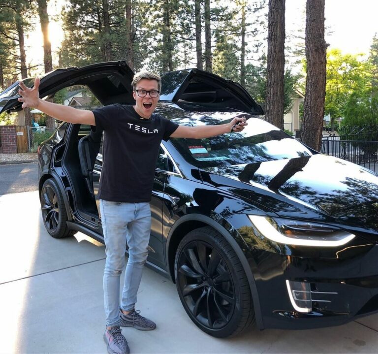 Matt Slays Biography, Age, Height, Net Worth, Wiki, Family