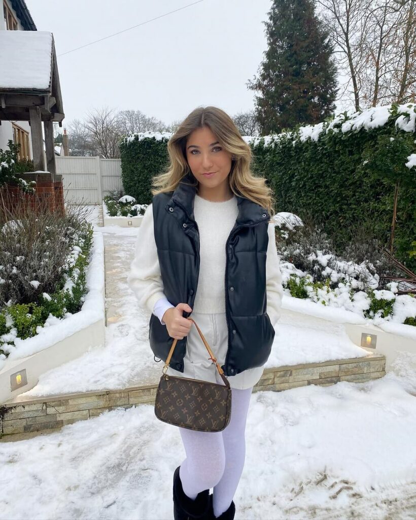 Rosie McClelland,