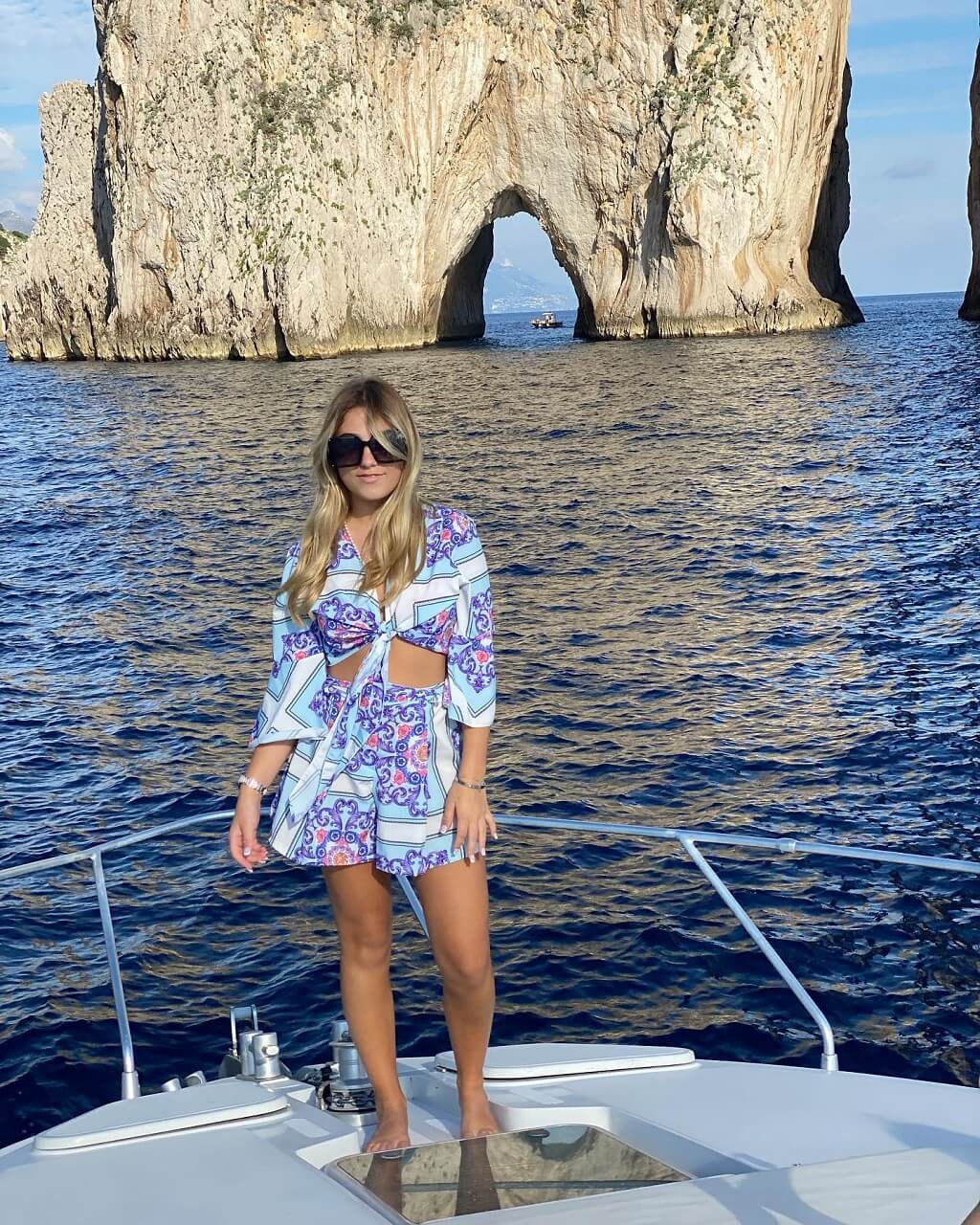 Rosie McClelland Biography, Age, Height, Net Worth, Boyfriend