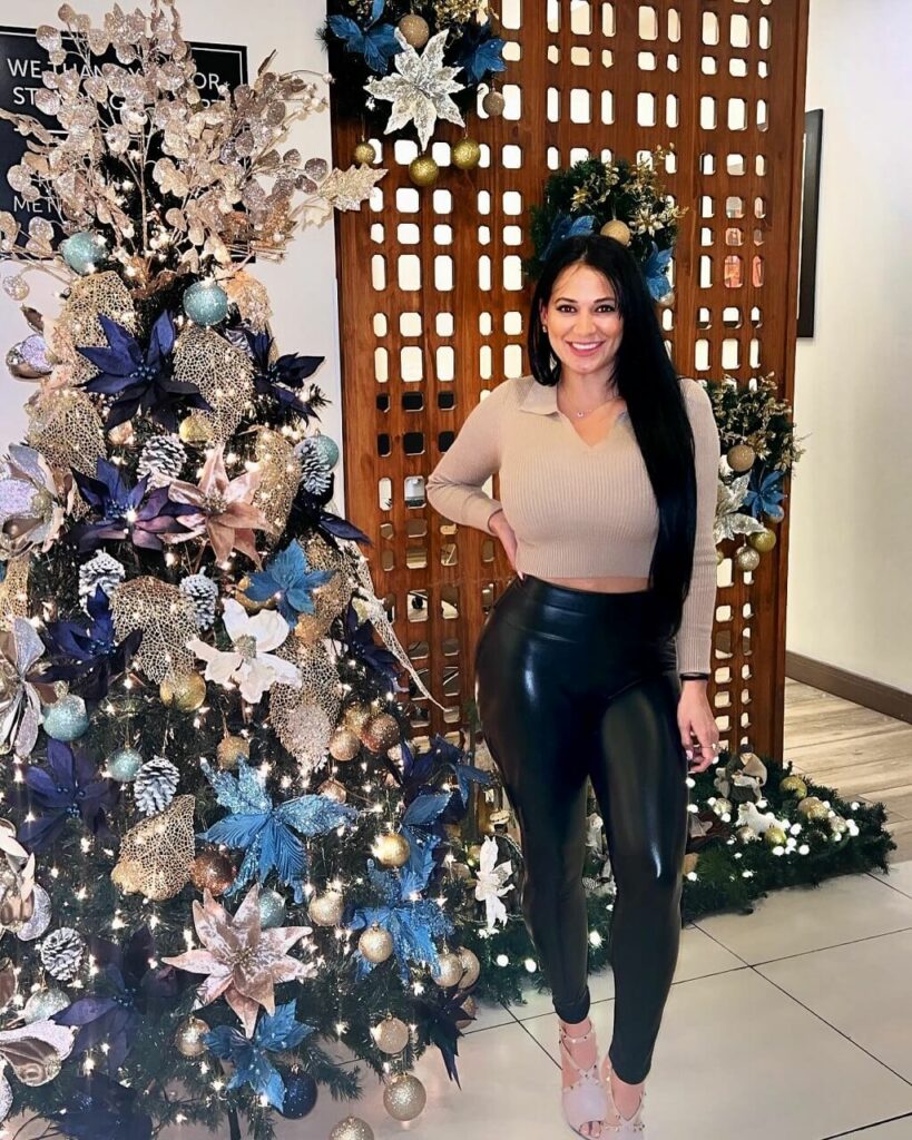 Carla Medrano Biography, Net Worth, Age, Height, Wiki