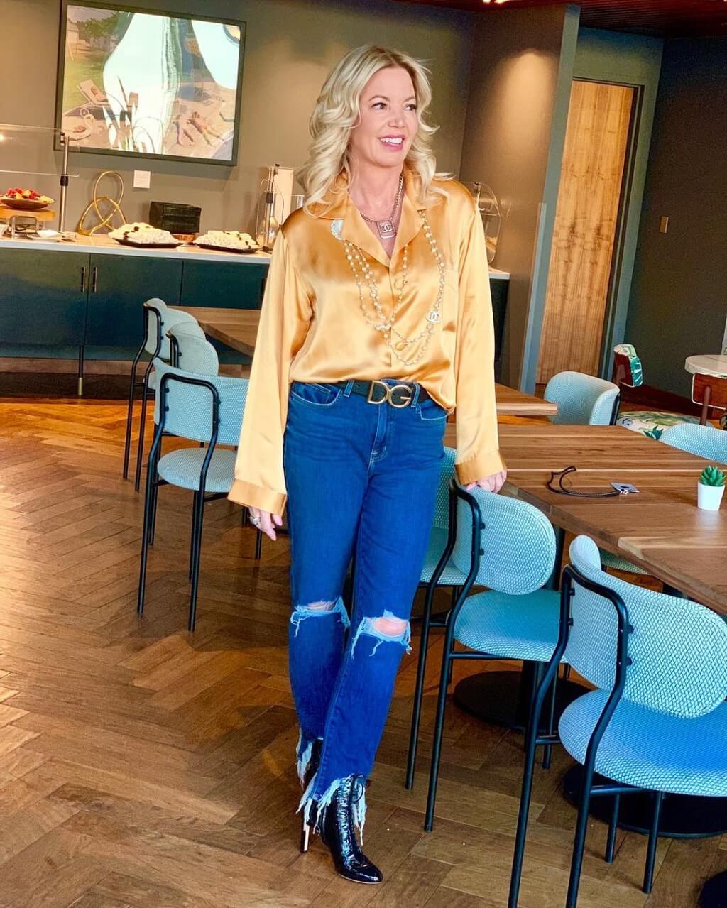 jeanie buss images