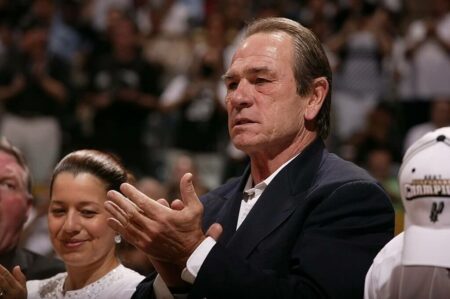 Tommy Lee Jones Biography, Age, Wife, Movies, Net Worth