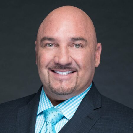 Jay Glazer’s Age, Height, and the Stride That Defines a Sports Journalism Titan