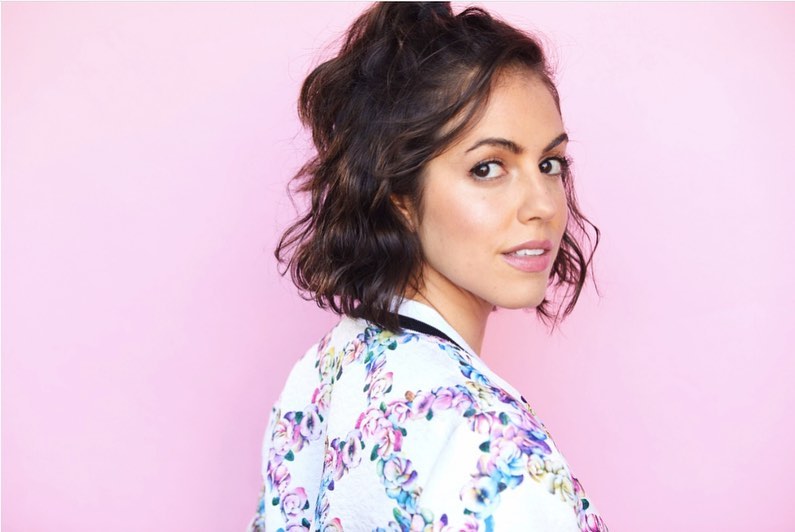 Kathryn Feeney Biography, Age, Height, Husband, Net Worth, Wiki