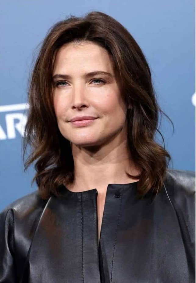 Cobie Smulders Biography