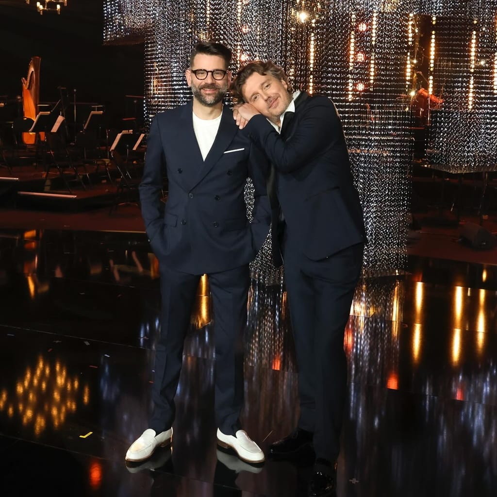 Alex Vizorek at award show